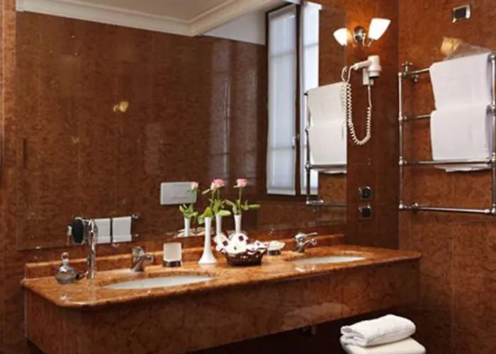 Ponte Sisto Hotel