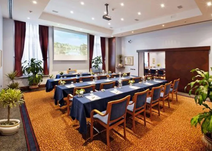 Ponte Sisto Hotel 4*