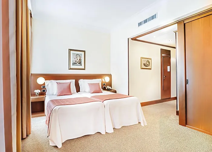 Hotel Ponte Sisto 4*